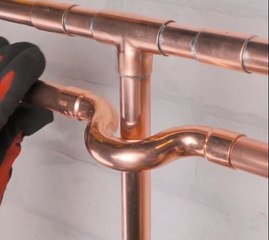 Save money on plumbers! Easy pipe fixing hacks for different occasions!
