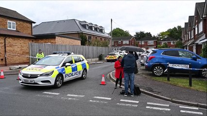 Policía británica encuentra al sospechoso de matar a tres mujeres "con una ballesta"