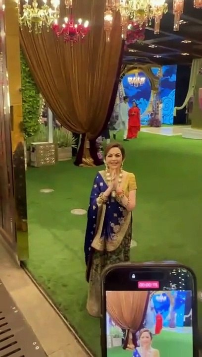 Nita Ambani's kindness and simplycity inspire us all, as she addresses the press media at Antillia on the ocassion of Shiva Shakti Puja.