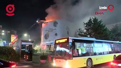 Banka Devinde Korkutan Yangın: Şube Alevlere Teslim Oldu