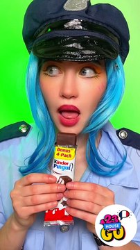 PRO Voler des bonbons à un policier !