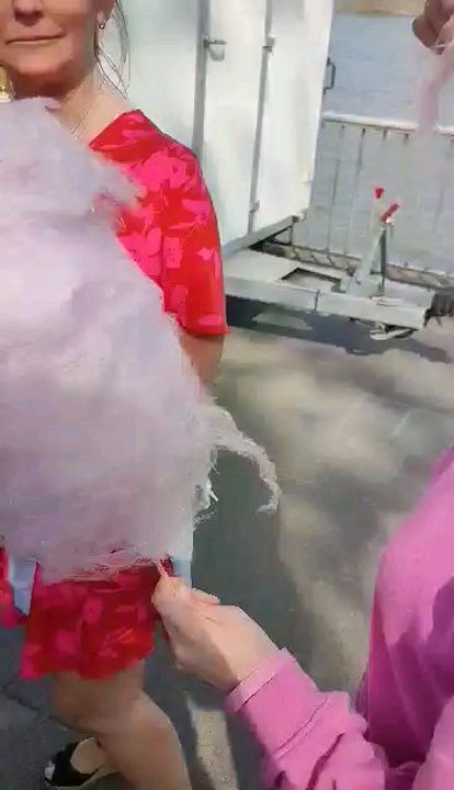 Ma fille avec sa marraine et son oncle à cologne