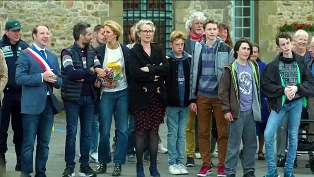 Les Barbares - Trailer