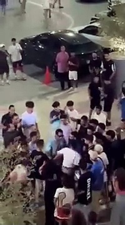 فيديو_أوضح_لصفعة_محم..._متوقع_2