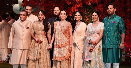 বিশ্বের প্রথম সারিতে থাকা অম্বানি পরিবার কতটা উচ্চ শিক্ষিত, আকাশ-ঈশা-অনন্তের সম্পদ কত, জানেন?