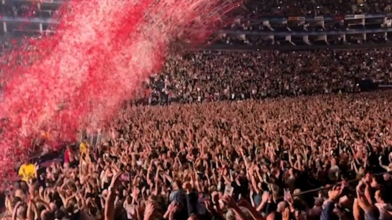 The Killers interrupt O2 gig to show England semi-final victory