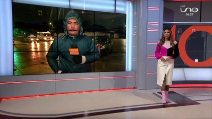 SCZ UM CHOCÓ Y ABANDONÓ SU VEHICULO EN PLENA AVENIDA DE SANTA CRUZ