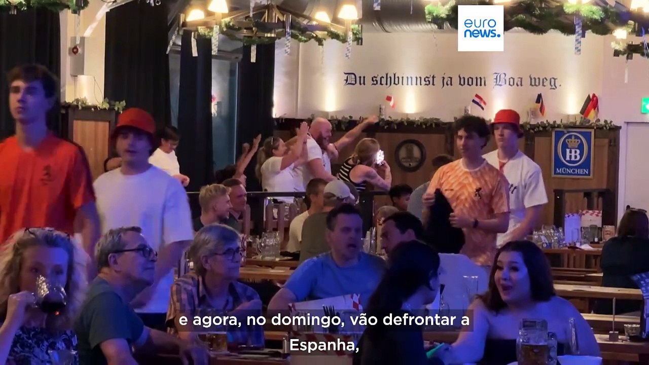 Euro 2024: veja como adeptos ingleses e neerlandeses viveram as emoções da meia-final