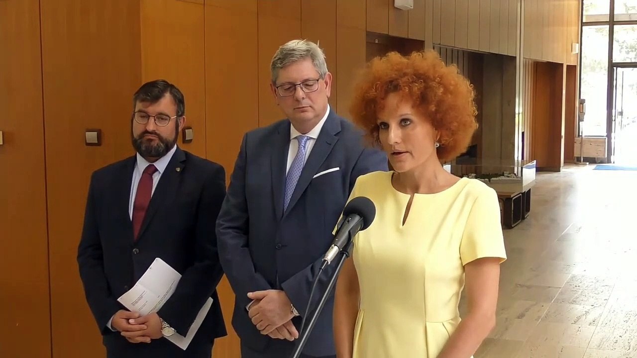 ZÁZNAM: Brífing ministrov B. Suska a T. Tarabu po rokovaní vlády