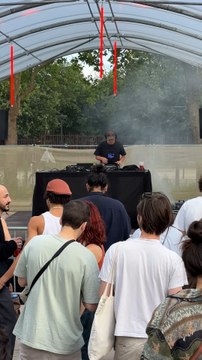 Le label parisien Cracki Records s'associe au resto Bang Bang