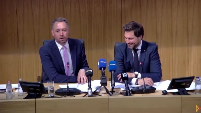 Smartphone à l'école: vers une interdiction dans les écoles primaires