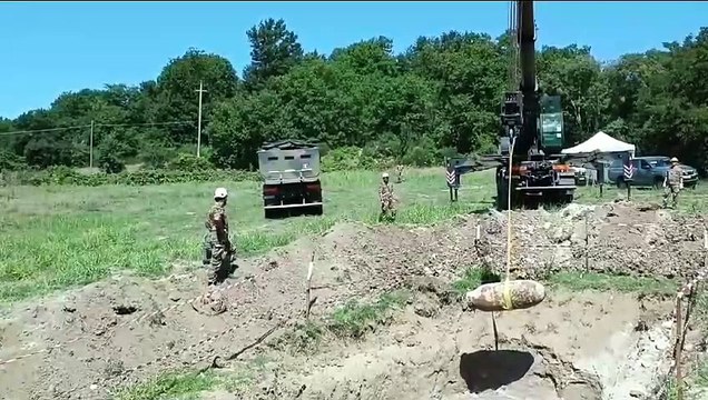 Pitigliano, la bonifica di un ordigno bellico ritrovato in un cantiere