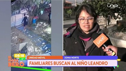 Familiares buscan a Leandro.