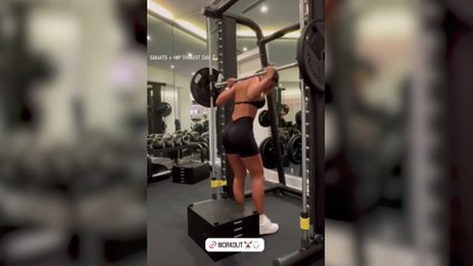Messi's wife, Antonella Roccuzzo, takes the internet by storm with her intense gym training sessions!