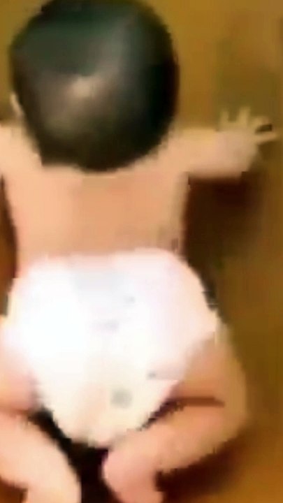 Vopps dancing cute 