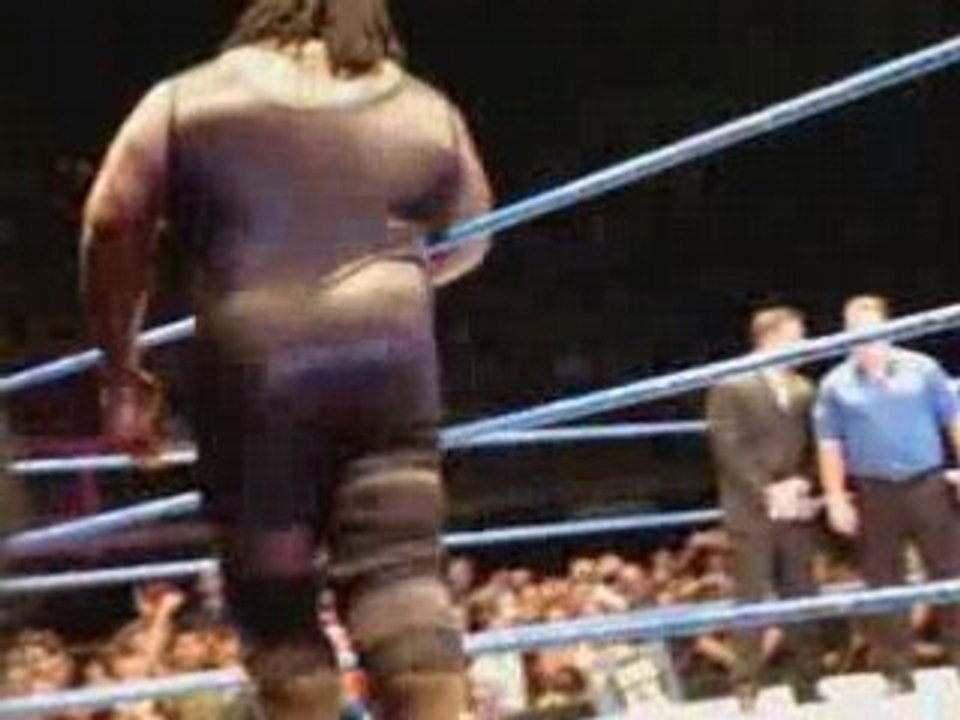 WWE SmackDown!/ECW WM Revenge Tour, Geneva, Switzerland