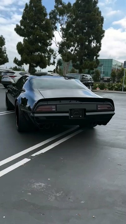 Pontiac (1973)#universecarsevolution #carsviralshorts #supercars #cars (720p)