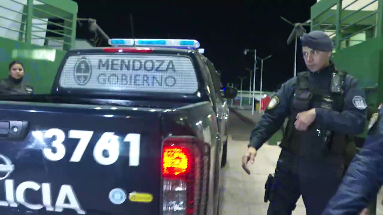 Rugbiers franceses acusados de violación en Argentina llegan a Mendoza