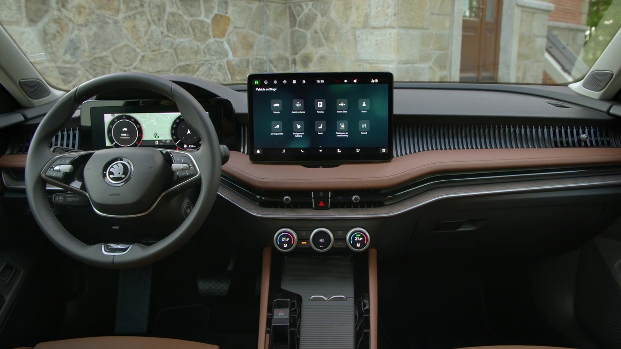 Der neue Škoda Superb - Interieur - geräumiger, nachhaltig und digital mit intuitiven Škoda Smart Dials