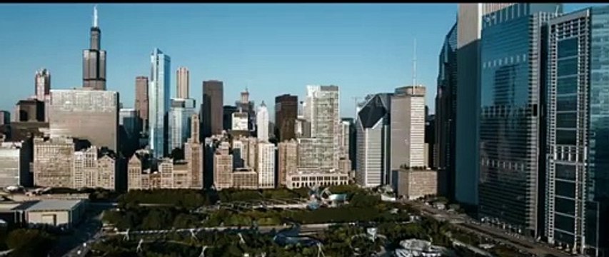 La bande-annonce du film d'horreur La chapelle du diable. Ce film d'horreur sur Netflix a pétrifié son acteur principal, mais pas pour la raison à laquelle vous pensez