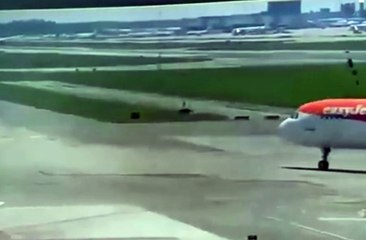 Urta con la coda sulla pista, il video del decollo da brividi