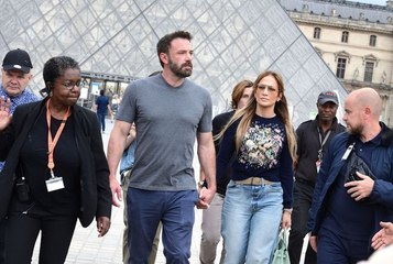 Télécharger la video: Jennifer Lopez séparée de Ben Affleck ? La chanteuse relance les rumeurs à cause d’une chanson