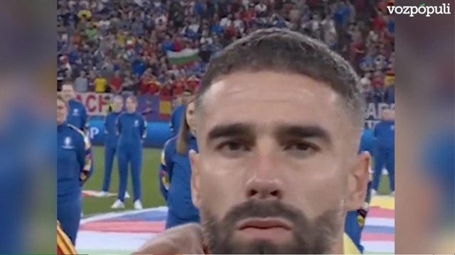 Se viraliza lo que hace Carvajal durante el himno de España en la Eurocopa
