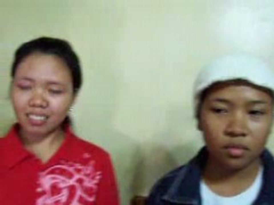 TWO FILIPINAS CONVERT TO ISLAM