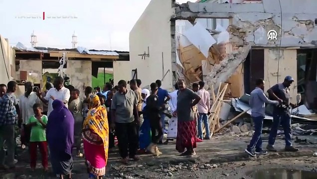Maç izlenen kafeye bomba yüklü araçla saldırı: Ölüler ve yaralılar var