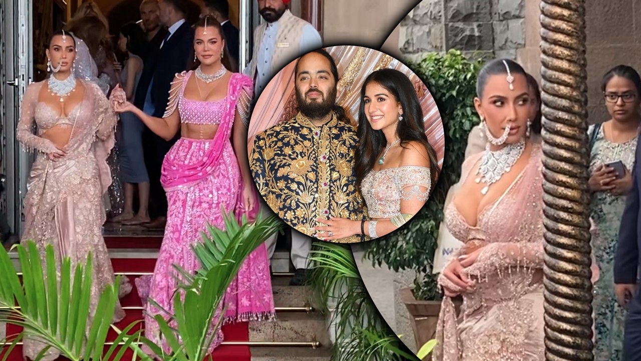 Glamorous Kardashian Sisters Turn Heads In Shim...
