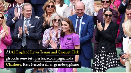 Kate Middleton, a sorpresa a Wimbledon con Charlotte. È standing ovation
