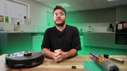 S8 MaxV Ultra : L'aspirateur-robot révolutionnaire avec vidéo pour votre chien 🐶