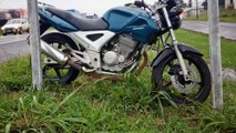 Motociclista sofre queda após escorregar em óleo na rodovia BR-277