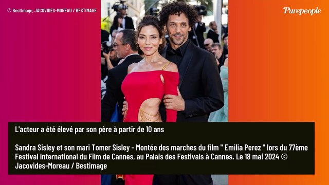 Tomer Sisley au bord des larmes en se confiant sur son père qui l'a élevé seul : Pas beaucoup de pères qui faisaient ça