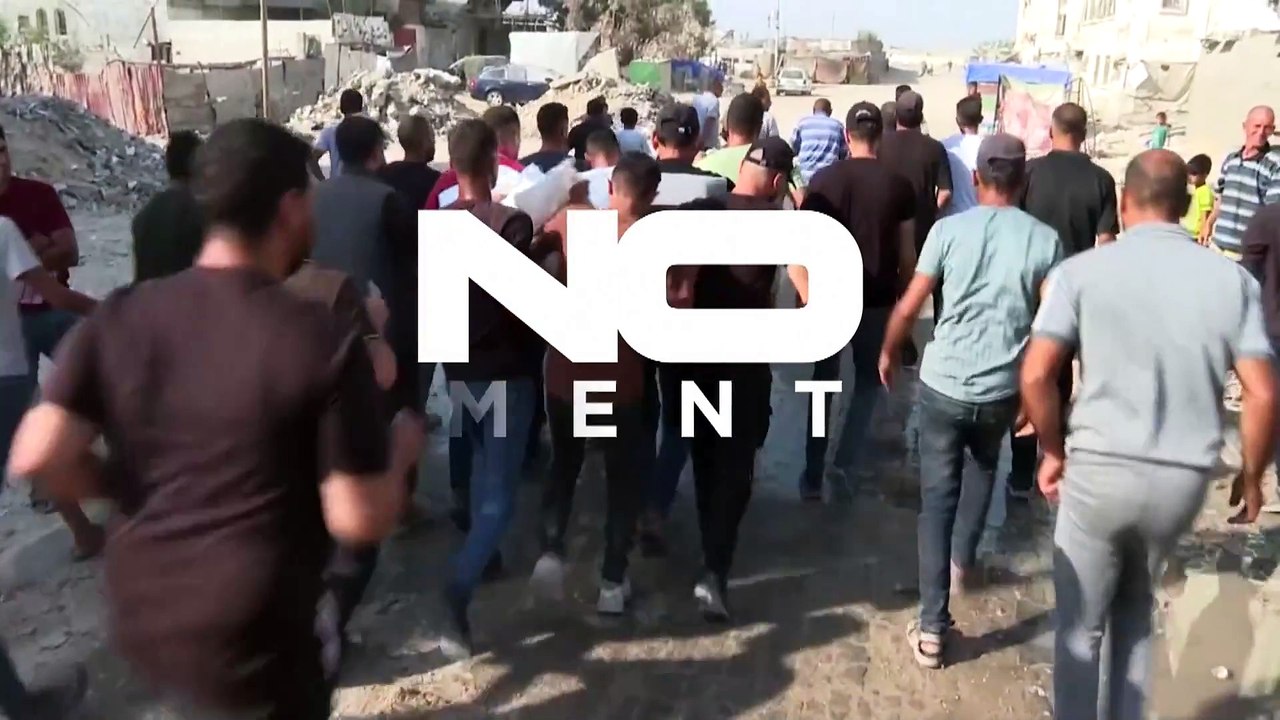 فلسطينيون يشيعون 5 مدنيين قُتلوا جراء قصف إسرائيلي على خان يونس