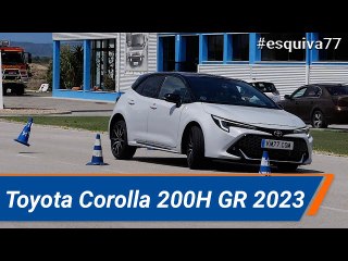 Toyota Corolla 200H GR Sport 2023 - Maniobra de esquiva (moose test) y eslalon | km77.com