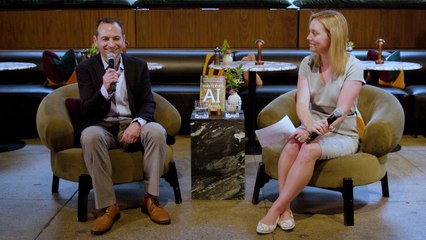 Why Trust in OpenAI Is Wavering: Insights from 'Mastering AI' 📘