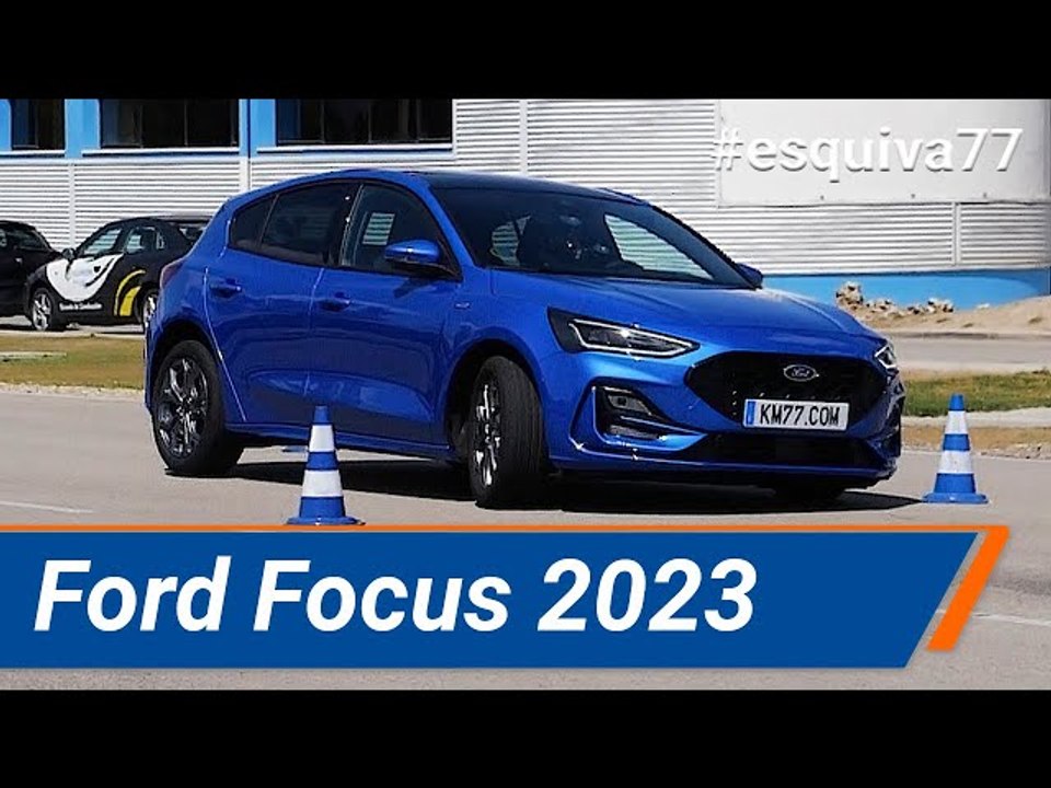 Ford Focus 2023 - Maniobra de esquiva (moose test) y eslalon | km77.com