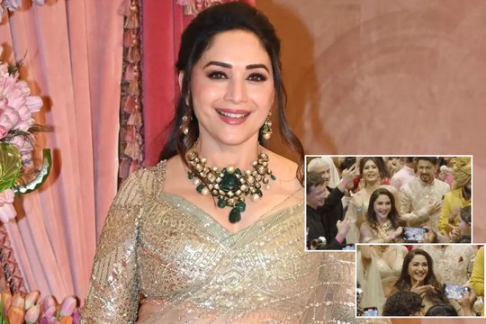 Madhuri Dixit ने अनंत-राधिका की शादी पर बिखेरा जलवा, 'चोली के पीछे' गाने पर जमकर लगे ठुमके