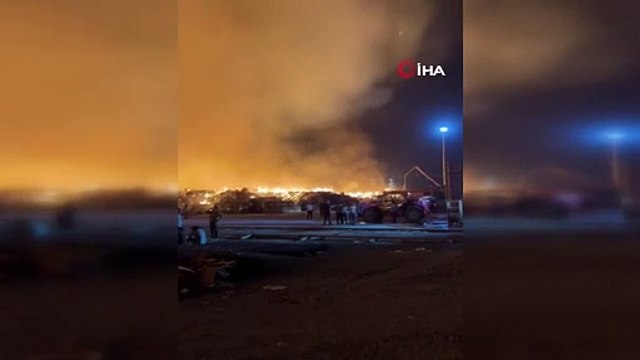 Fabrika alev topuna dönü: Alevler geceyi gündüze çevirdi