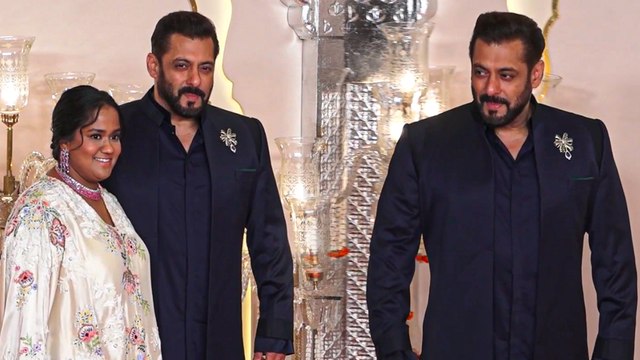Salman Khan's Dashing Entry In Traditional Wear | Arpita Khan | Anant Ambani Wedding