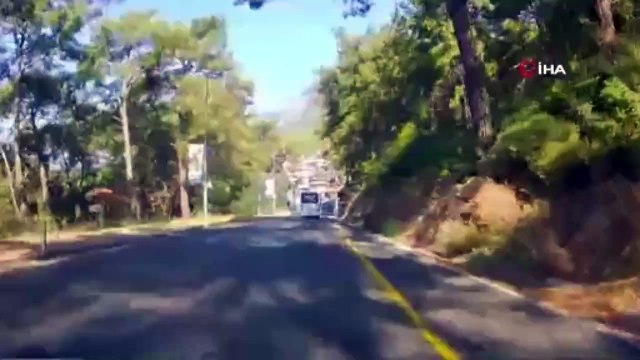 Muğla’da freni boşalan tur otobüsü araçlara çarparak durdu! İki ölü, 32 yaralı