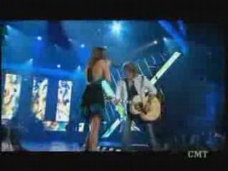 Miley Cyrus - CMT Performance 14.04.08