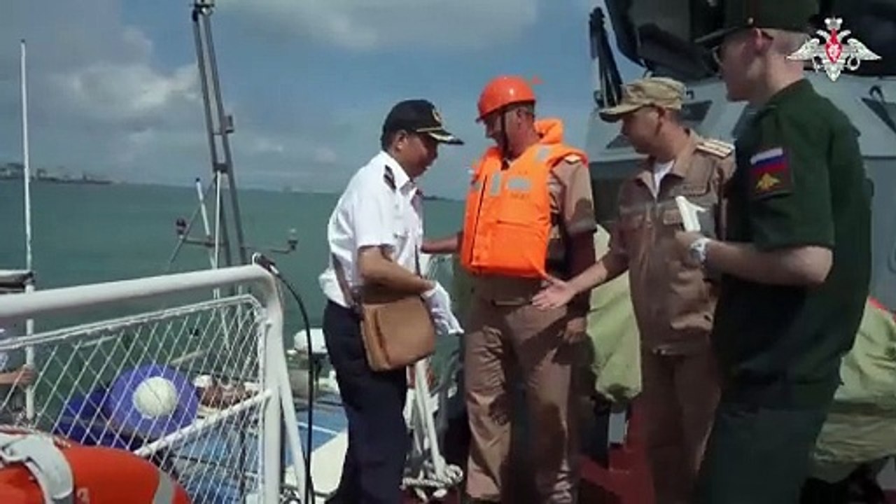 Russland und China halten gemeinsames Militärmanöver ab