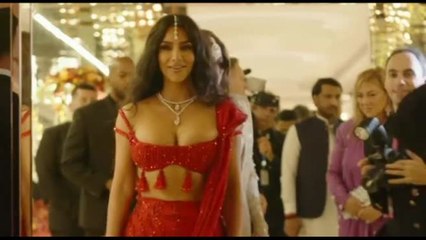 Le sorelle Kardashian al matrimonio del figlio dell'uomo più ricco d'ASia