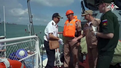 سفينتان حربيتان روسيتان في الصين لإجراء مناورات بحرية مشتركة