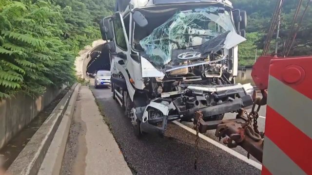 대전 터널에서 화물차 3대 잇달아 추돌...다친 사람 없어 / YTN