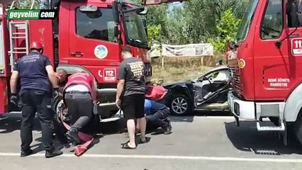Geyve'de İtfaiye aracı kazaya karıştı 1 yaralı