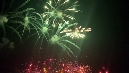 LE CREUSOT : Feux d'artifice 2024 fête nationale