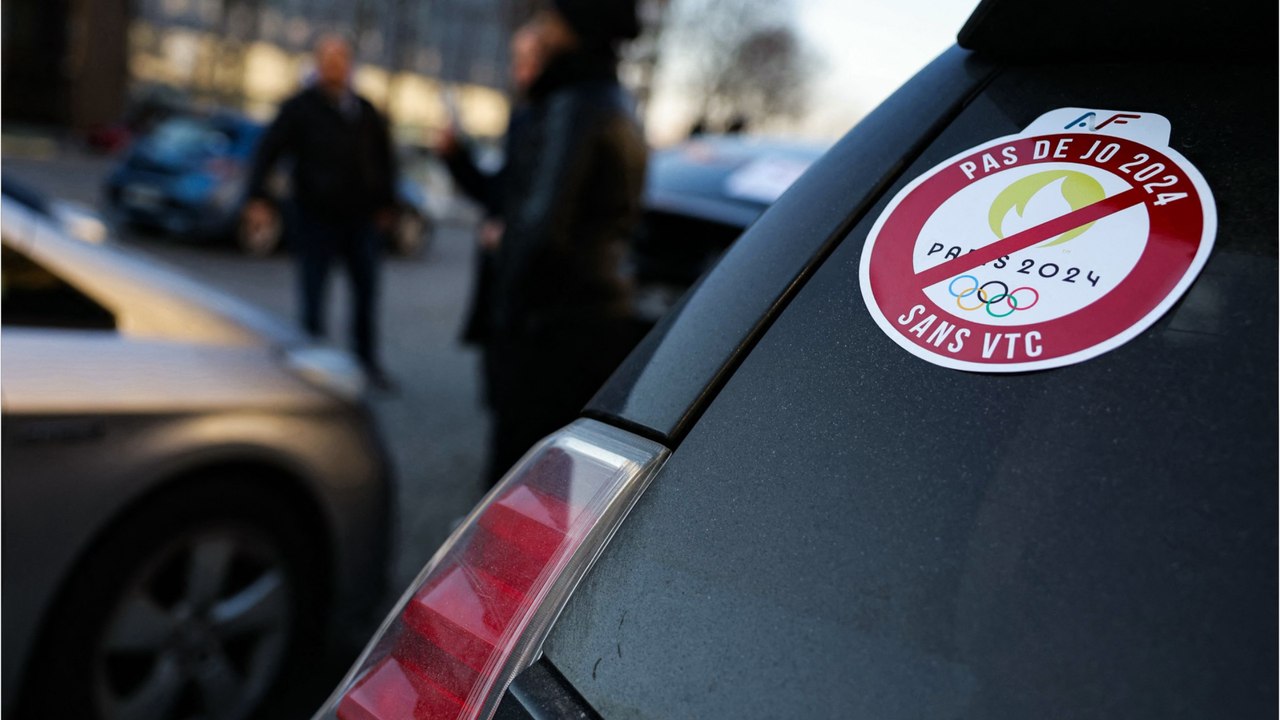 JO 2024 : «On est les canards boiteux», les chauffeurs VTC vent debout contre les voies réservées